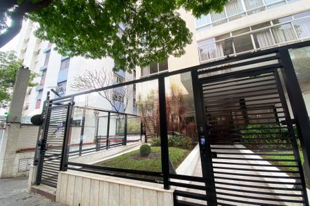 Apartamento à venda com 370m², 4 quartos e 4 vagas Apartamento à venda com 370m², 4 quartos e 4 vagasFachada do Prédio