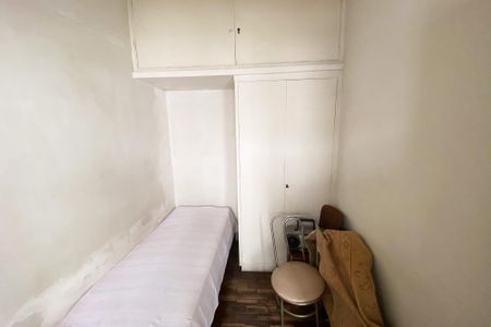 Apartamento à venda com 370m², 4 quartos e 4 vagas Apartamento à venda com 370m², 4 quartos e 4 vagasQuarto de Serviço 1