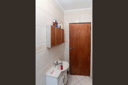 Casa à venda com 150m², 3 quartos e 2 vagas Casa à venda com 150m², 3 quartos e 2 vagasBanheiro Social