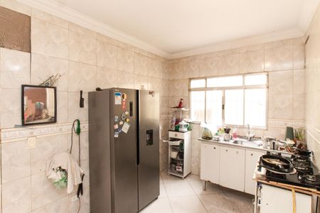 Casa à venda com 150m², 3 quartos e 2 vagas Casa à venda com 150m², 3 quartos e 2 vagasCozinha