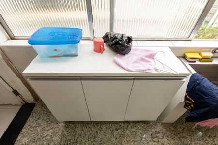 Apartamento à venda com 100m², 2 quartos e 1 vaga Apartamento à venda com 100m², 2 quartos e 1 vagaLavanderia