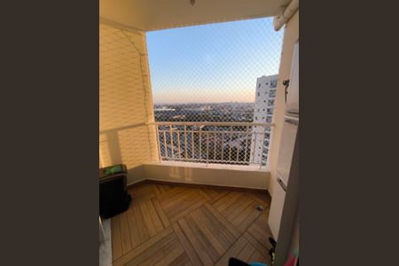 Apartamento à venda com 55m², 2 quartos e 1 vaga Apartamento à venda com 55m², 2 quartos e 1 vagaVaranda