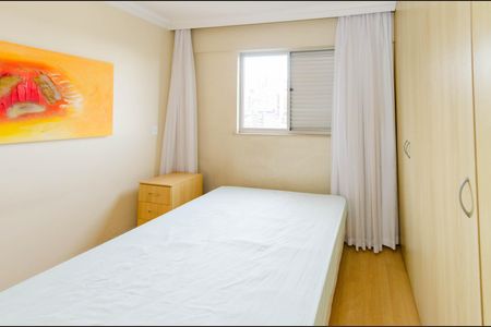 Apartamento à venda com 110m², 4 quartos e 2 vagas Apartamento à venda com 110m², 4 quartos e 2 vagasSuíte