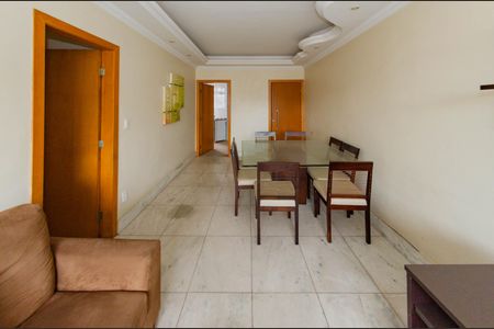 Apartamento à venda com 110m², 4 quartos e 2 vagas Apartamento à venda com 110m², 4 quartos e 2 vagasSala