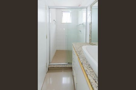 Apartamento à venda com 110m², 4 quartos e 2 vagas Apartamento à venda com 110m², 4 quartos e 2 vagasBanheiro suíte