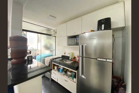 Apartamento à venda com 48m², 2 quartos e 1 vaga Apartamento à venda com 48m², 2 quartos e 1 vagaCozinha e Área de Serviço