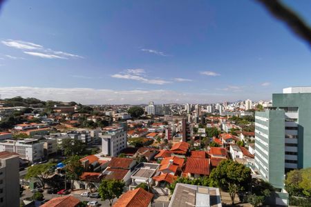 Apartamento à venda com 195m², 4 quartos e 4 vagas Apartamento à venda com 195m², 4 quartos e 4 vagasVista da suíte 1