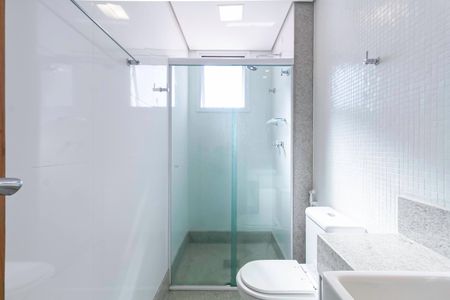 Apartamento à venda com 195m², 4 quartos e 4 vagas Apartamento à venda com 195m², 4 quartos e 4 vagasBanheiro da suíte 1