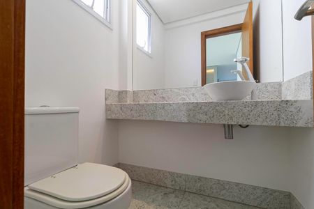 Apartamento à venda com 195m², 4 quartos e 4 vagas Apartamento à venda com 195m², 4 quartos e 4 vagasLavabo