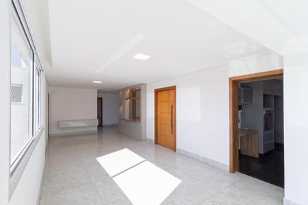 Apartamento à venda com 195m², 4 quartos e 4 vagas Apartamento à venda com 195m², 4 quartos e 4 vagasSala 1