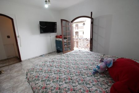 Casa à venda com 121m², 4 quartos e 5 vagasSuíte 1