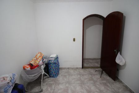 Casa à venda com 121m², 4 quartos e 5 vagasQuarto 3