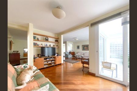 Casa de Condomínio à venda com 5 quartos, 338m² em Vila Elvira, São Paulo