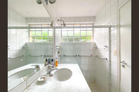 Casa de condomínio à venda com 338m², 5 quartos e 2 vagas