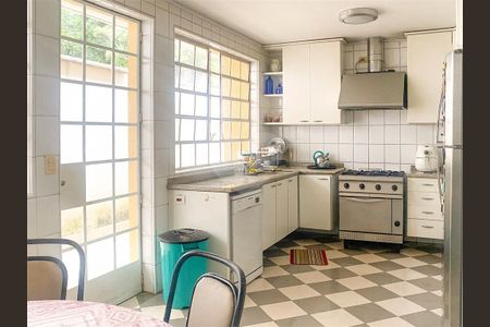 Casa de condomínio à venda com 338m², 5 quartos e 2 vagas