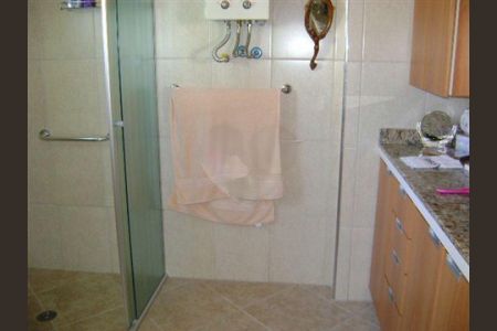 Casa à venda com 390m², 4 quartos e 6 vagas