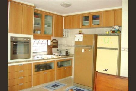 Casa à venda com 390m², 4 quartos e 6 vagas