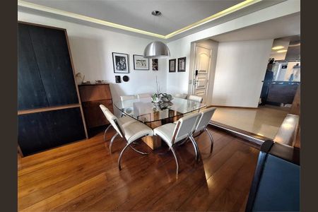 Apartamento à venda com 130m², 3 quartos e 2 vagas