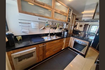 Apartamento à venda com 130m², 3 quartos e 2 vagas