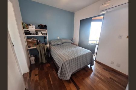 Apartamento à venda com 130m², 3 quartos e 2 vagas