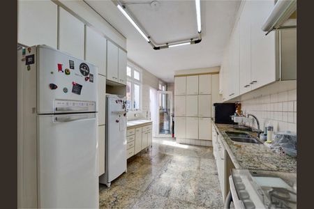 Casa à venda com 451m², 4 quartos e 3 vagas
