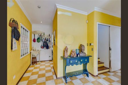 Casa à venda com 451m², 4 quartos e 3 vagas