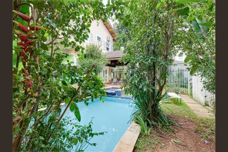 Casa à venda com 451m², 4 quartos e 3 vagas