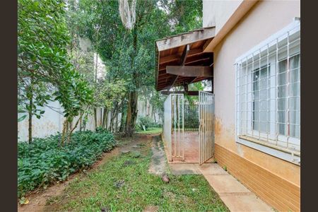 Casa à venda com 451m², 4 quartos e 3 vagas