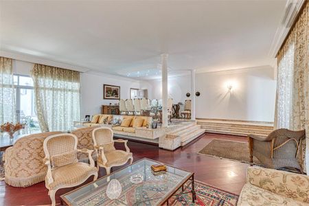 Casa de condomínio à venda com 300m², 4 quartos e 4 vagas