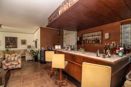 Casa à venda com 350m², 4 quartos e 2 vagas