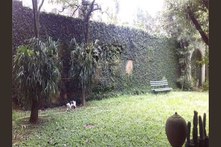 Casa à venda com 300m², 4 quartos e 4 vagas