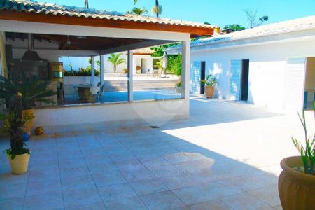 Casa à venda com 395m², 3 quartos e 5 vagas
