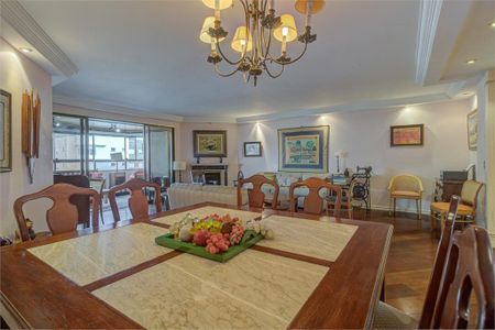 Apartamento à venda com 376m², 4 quartos e 4 vagas