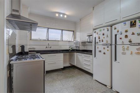 Apartamento à venda com 376m², 4 quartos e 4 vagas