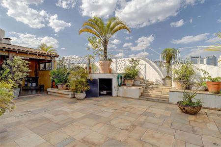 Apartamento à venda com 376m², 4 quartos e 4 vagas