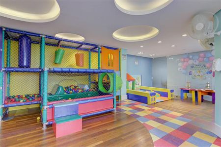 Apartamento à venda com 376m², 4 quartos e 4 vagas