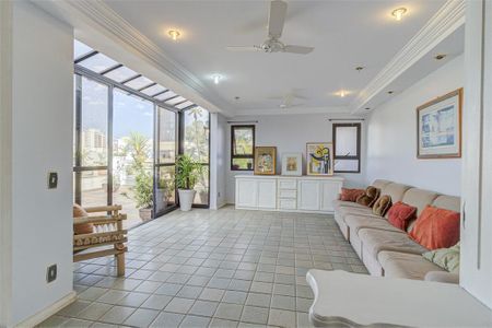 Apartamento à venda com 376m², 4 quartos e 4 vagas