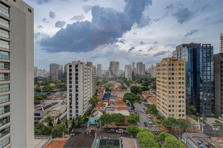 Apartamento à venda com 213m², 4 quartos e 4 vagas