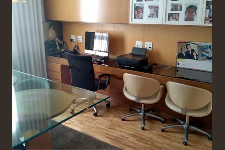 Apartamento à venda com 370m², 4 quartos e 5 vagas