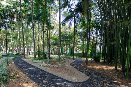 Apartamento à venda com 370m², 4 quartos e 5 vagas