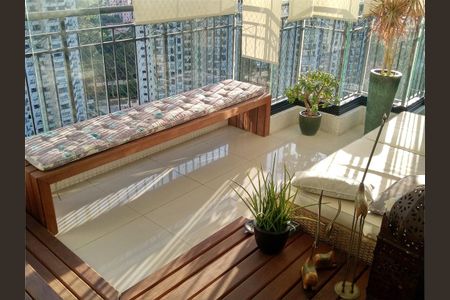 Apartamento à venda com 370m², 4 quartos e 5 vagas