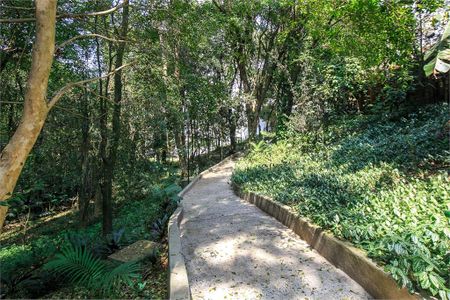 Apartamento à venda com 370m², 4 quartos e 5 vagas