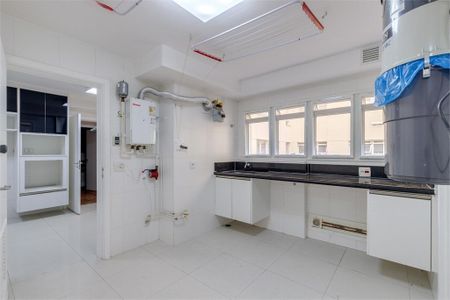 Apartamento à venda com 317m², 4 quartos e 4 vagas