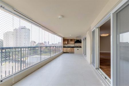 Apartamento à venda com 317m², 4 quartos e 4 vagas