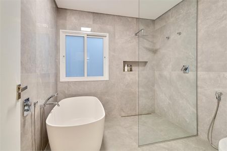Casa à venda com 330m², 3 quartos e 6 vagas