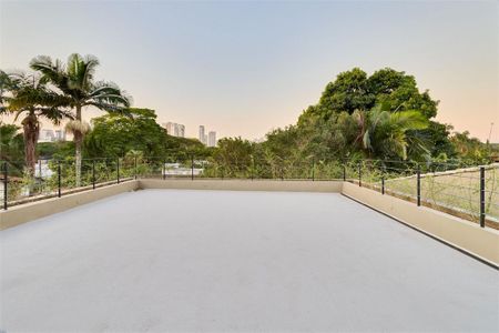 Casa à venda com 330m², 3 quartos e 6 vagas
