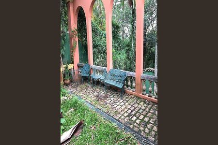 Casa à venda com 342m², 5 quartos e 8 vagas