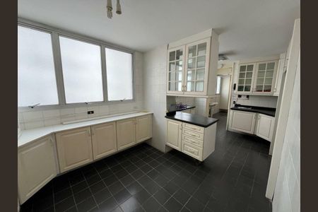 Apartamento à venda com 160m², 3 quartos e 3 vagas