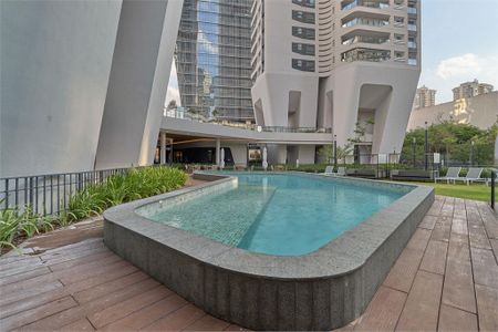 Apartamento à venda com 227m², 4 quartos e 4 vagas