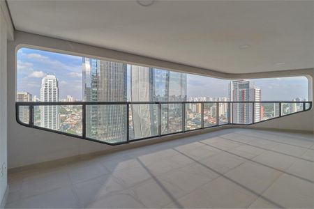 Apartamento à venda com 227m², 4 quartos e 4 vagas